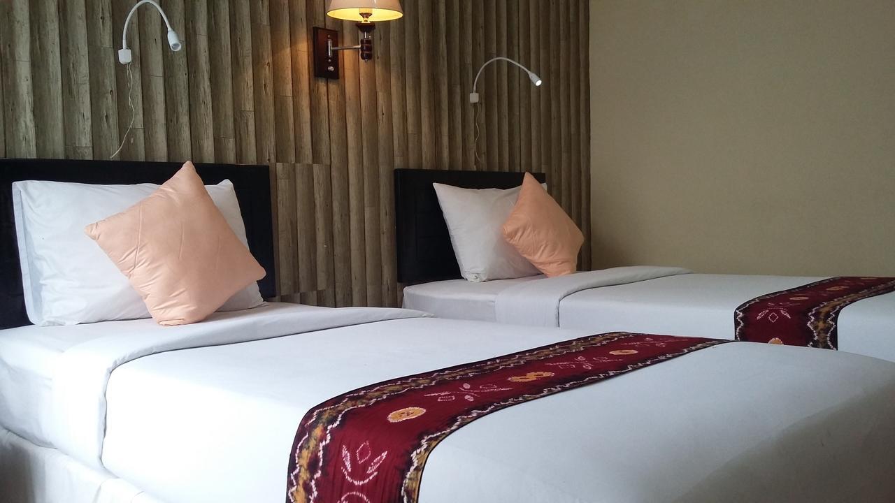 ควีน ซิตี้ โฮเต็ล Hotel บันจาร์มาซิน ภายนอก รูปภาพ